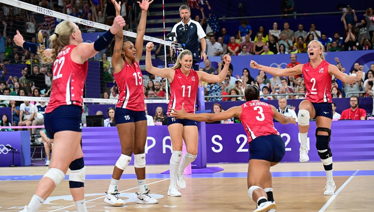 ABD Kadın Voleybol Takımı olimpiyatlarda finalde