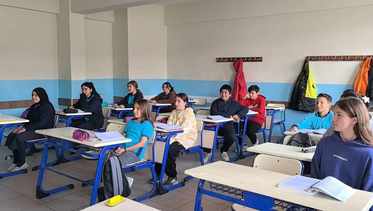 Pilot uygulama kapsamına alındı, ilk kez açıldı! Mesleklerini daha ortaokul sırasındayken belirliyorlar Pilot uygulama kapsamına alındı, ilk kez açıldı! Mesleklerini daha ortaokul sırasındayken belirliyorlar