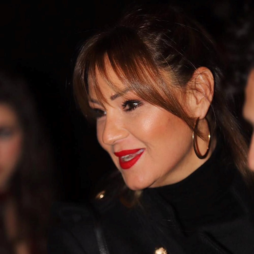 Nilgün Belgün takipçilerini geçmişe götürdü: Bu fotoğraf Marmaris'te çekildi (Ünlülerin çocukluk ve gençlik halleri) - 34