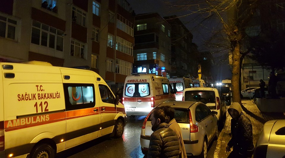 Bağcılar'da elektrik panosu patlaması sonucunda 21 kişi zehirlendi - 1
