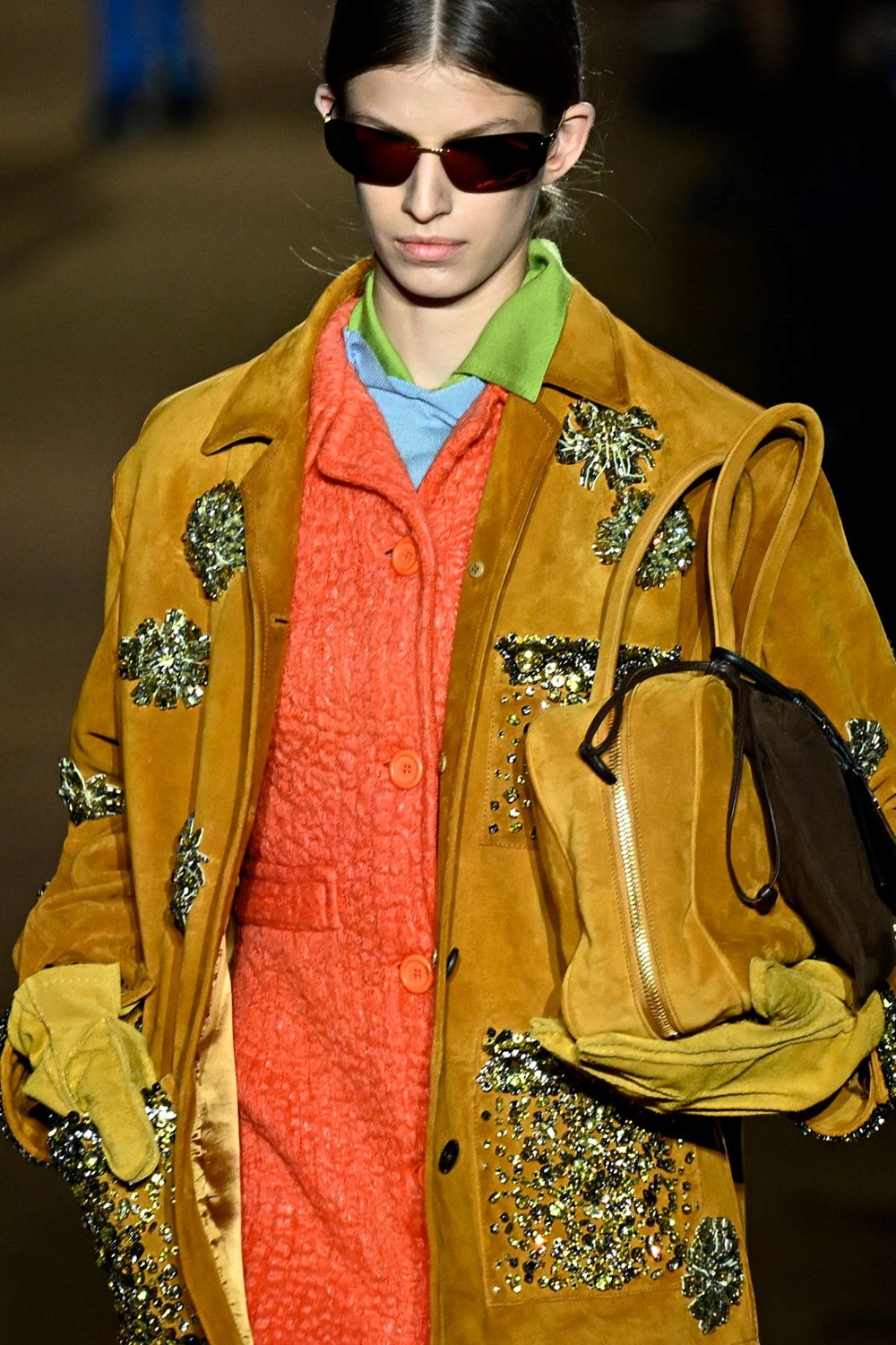 2024 Paris Moda Haftası'ndan en çarpıcı görünümler - 5