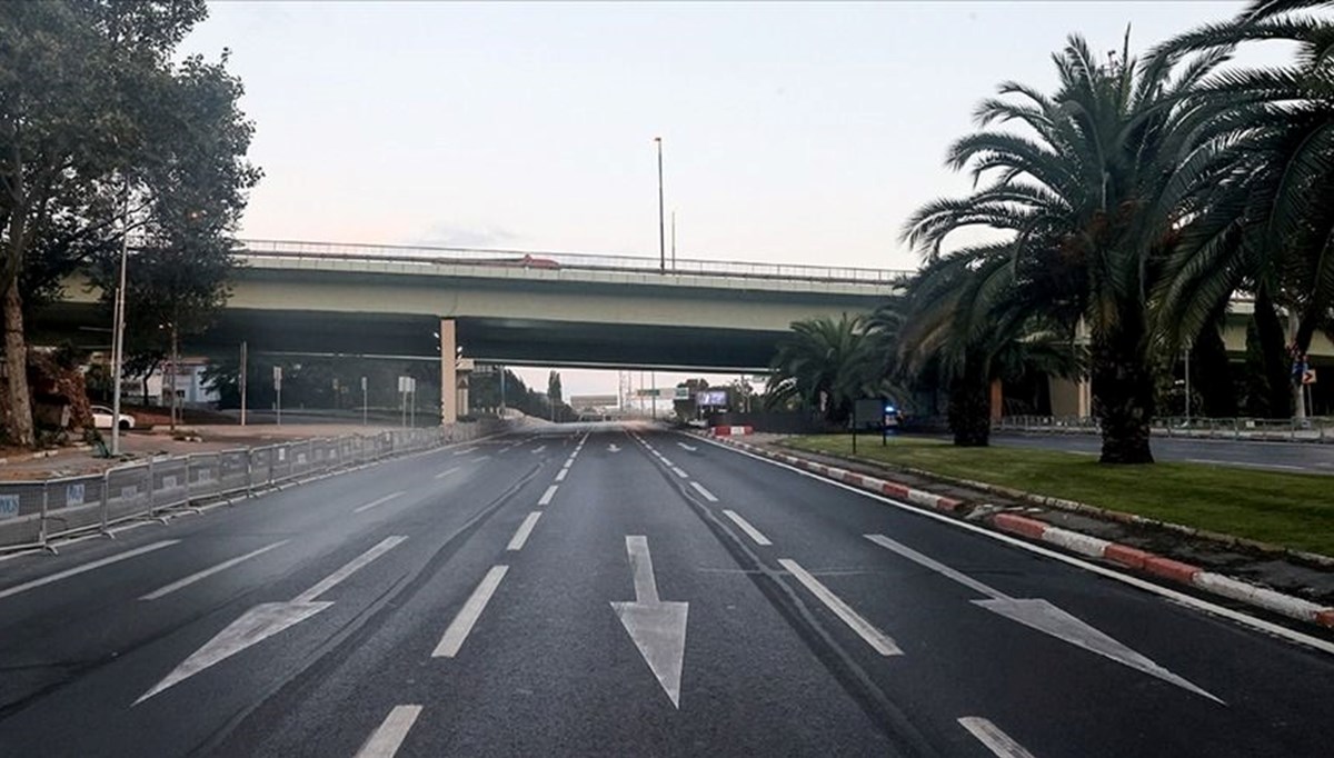 İstanbullular dikkat! 30 Ağustos Zafer Bayramı'nda bu yollar trafiğe kapatılacak İstanbullular dikkat! 30 Ağustos Zafer Bayramı'nda bu yollar trafiğe kapatılacak