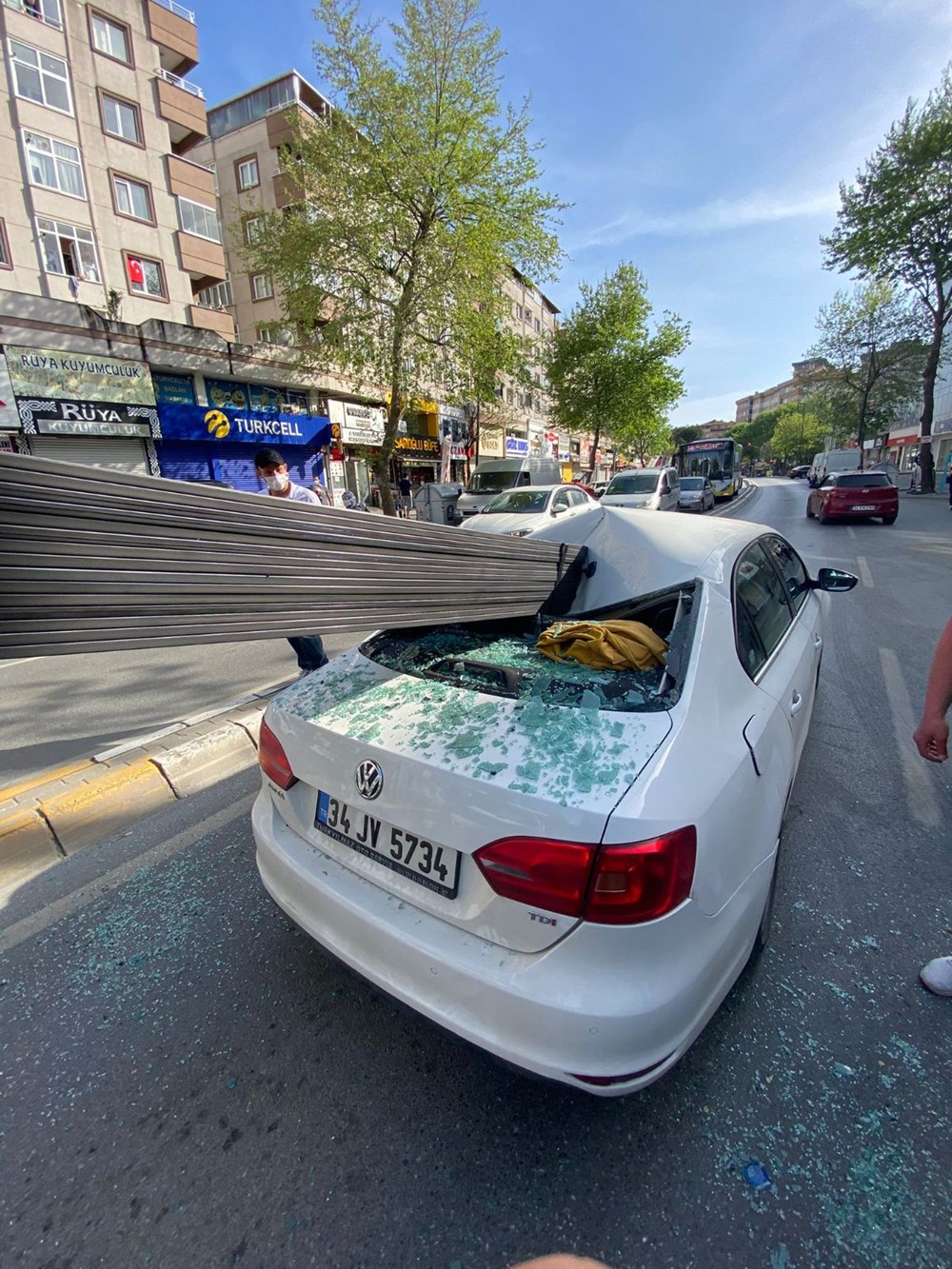 İstanbul'da görünmez kaza: Ölüm teğet geçti - 3