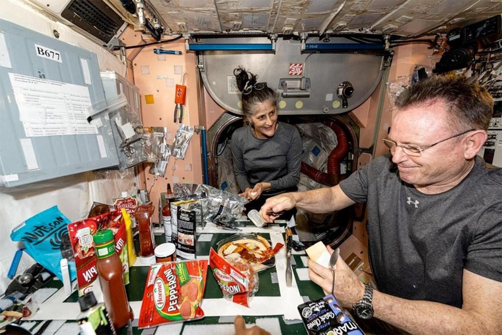 Uzayda mahsur kalan astronottan Trump'a yanıt: