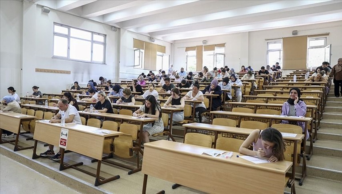 KPSS ön lisans oturumu başladı: KPSS ön lisans sınavı saat kaçta bitecek? (2024 ÖSYM KPSS sınav bilgisi) KPSS ön lisans oturumu başladı: KPSS ön lisans sınavı saat kaçta bitecek? (2024 ÖSYM KPSS sınav bilgisi)