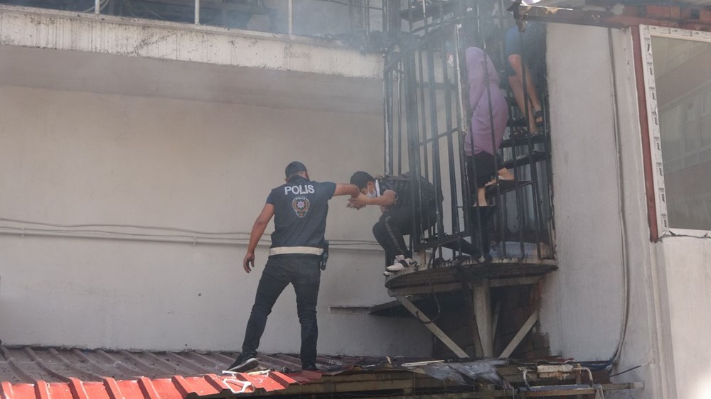 Muş’ta yangında can pazarı: 80 öğrenci sinir krizi geçirdi - 7