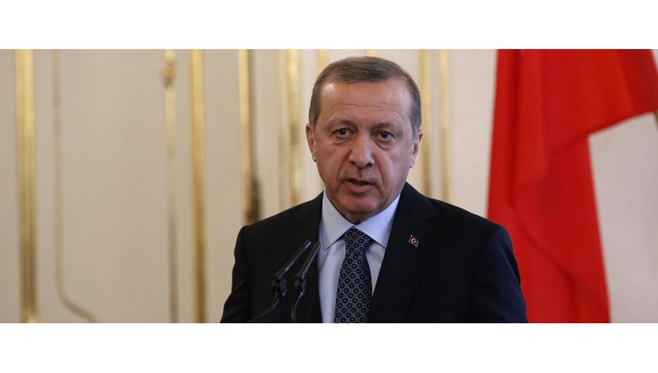 Erdoğan: Bu teşkilat bölündüğü anda vatan elden gider