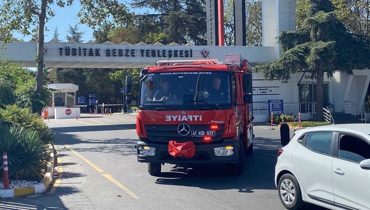 TÜBİTAK binasında yangın TÜBİTAK binasında yangın