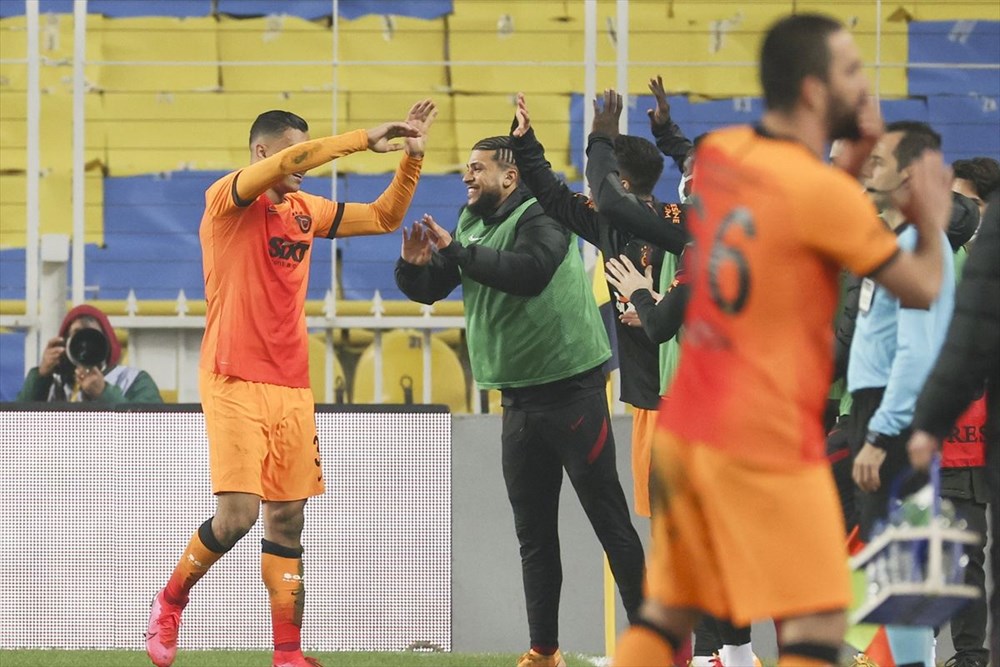 Derbide kazanan Galatasaray - 26