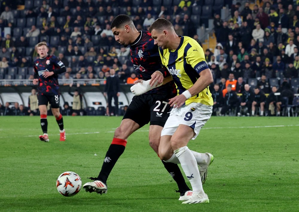 Rangers'ın Fenerbahçe galibiyetine İskoçlar da inanamadı: Mourinho'yu şaşırtan büyük sürpriz - 10