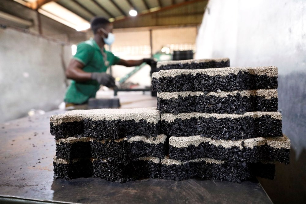 Nijerya’da ‘siyah altın’ girişimi: Kullanılmış lastikler geri dönüşüme kazandırılıyor - 20