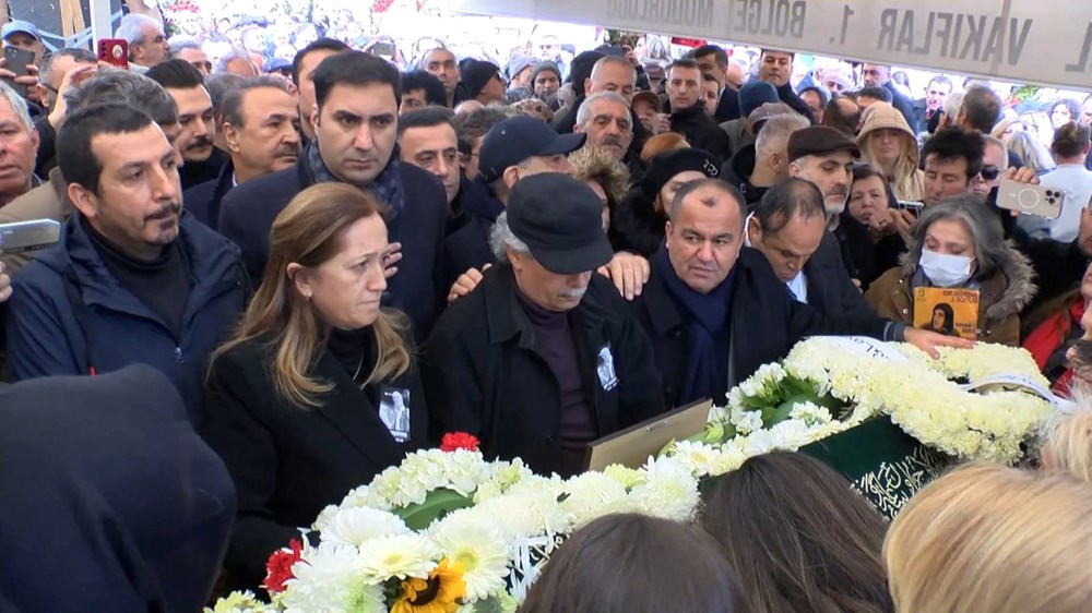 Edip Akbayram gözyaşlarıyla son yolculuğa uğurlandı - 2