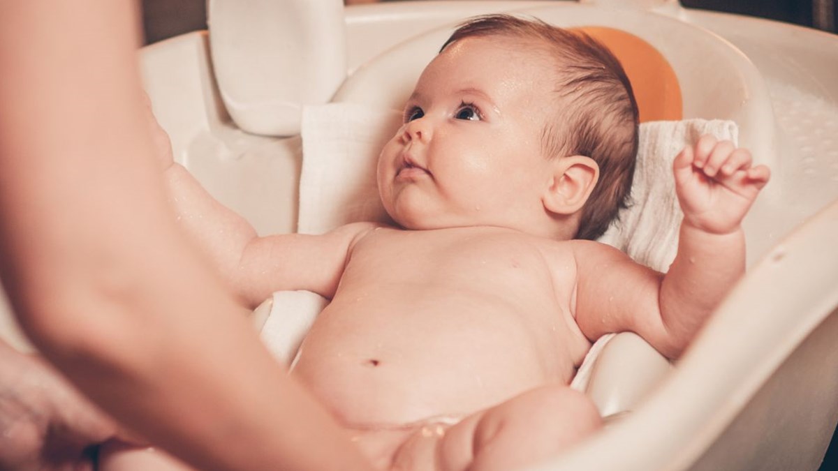 spina bifida tedavisinde ilk 36 saat cok kritik ayrik veya acik omurga neden olur