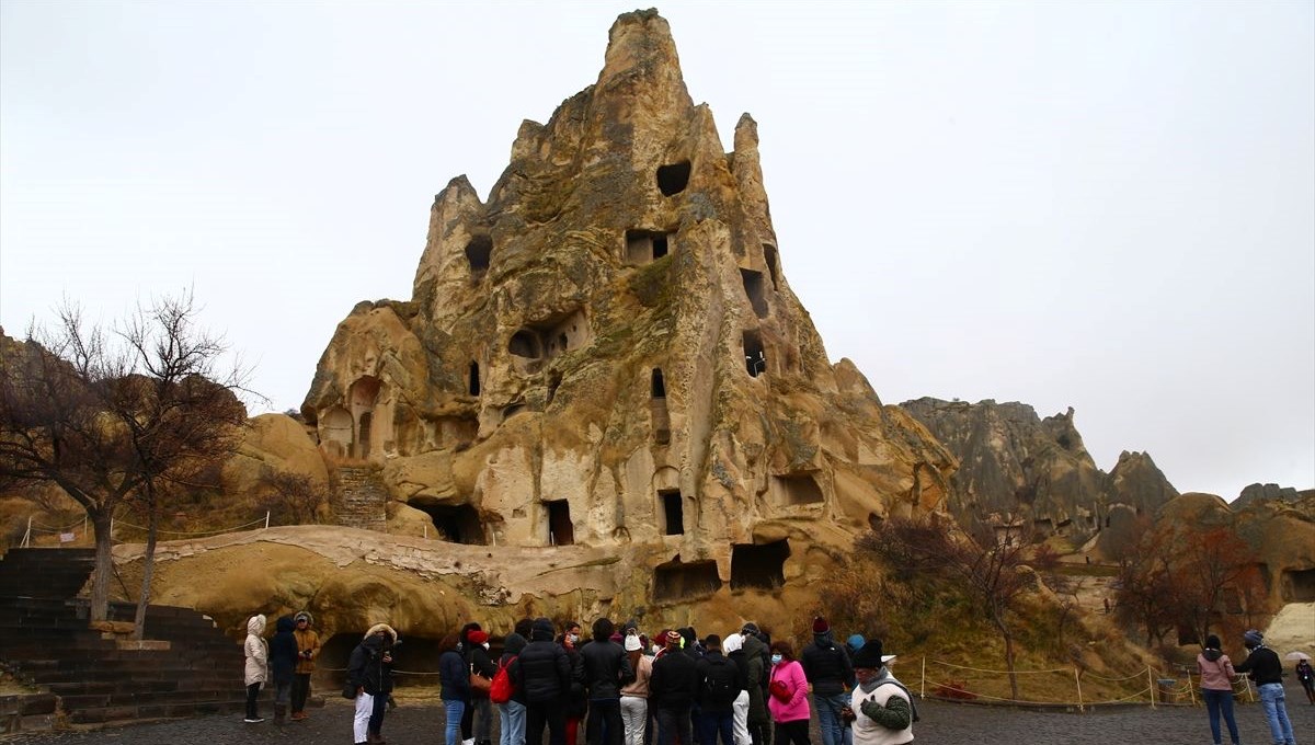 Kapadokya'da turizmciler 2022 yılında turist yoğunluğu bekliyor Kapadokya'da turizmciler 2022 yılında turist yoğunluğu bekliyor