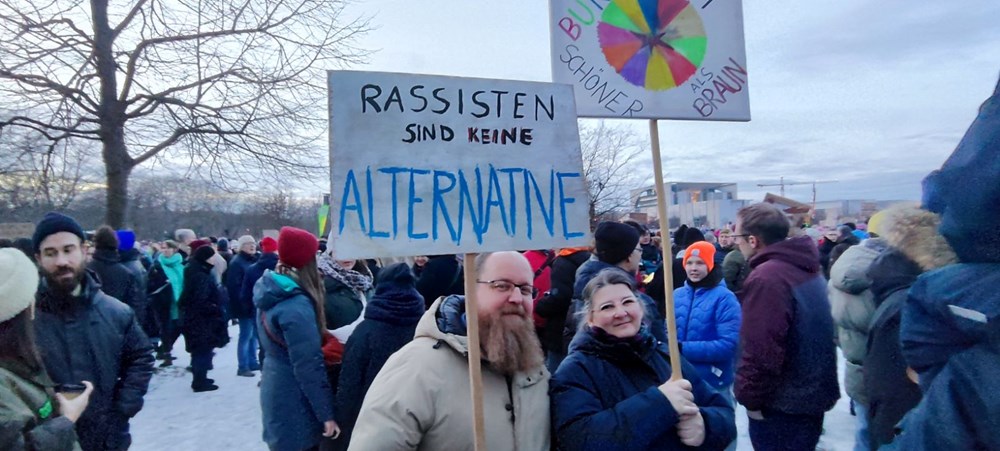 Almanya’da yüz binlerce kişi aşırı sağa karşı gösteri yaptı - 8
