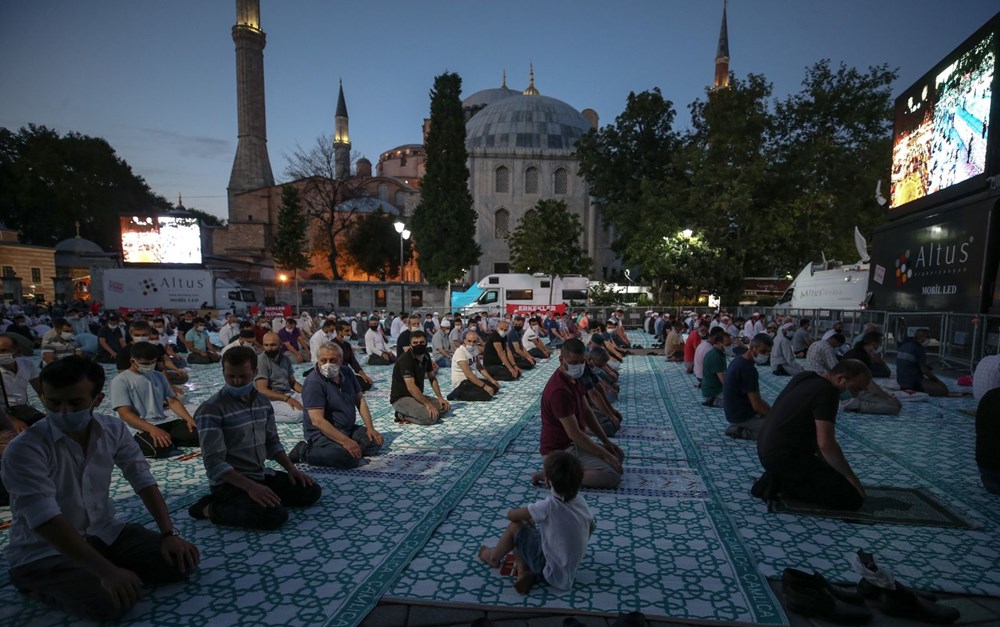 The crowd does not decrease in Hagia Sophia - 3