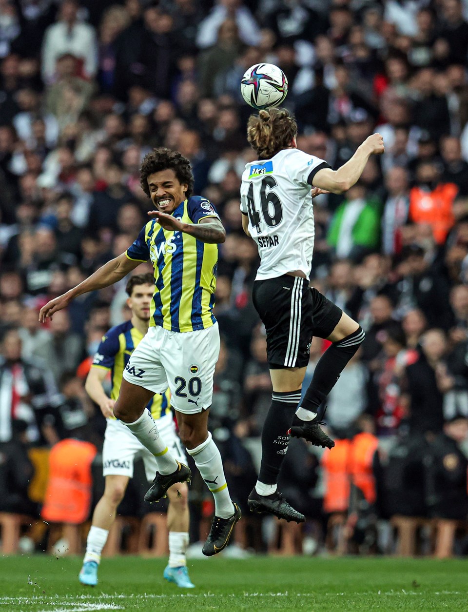 Beşiktaş-Fenerbahçe derbisi: Beşiktaş ve Fenerbahçe puanları paylaştı - 1