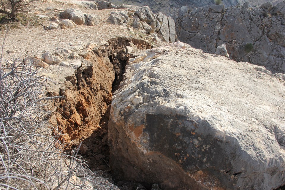 Nemrut Dağı Milli Parkı'nda bulunan Arsemia Ören Yeri depremde hasar gördü - 1