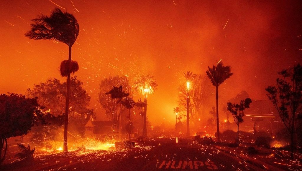 Los Angeles'ta kırmızı alarm: 