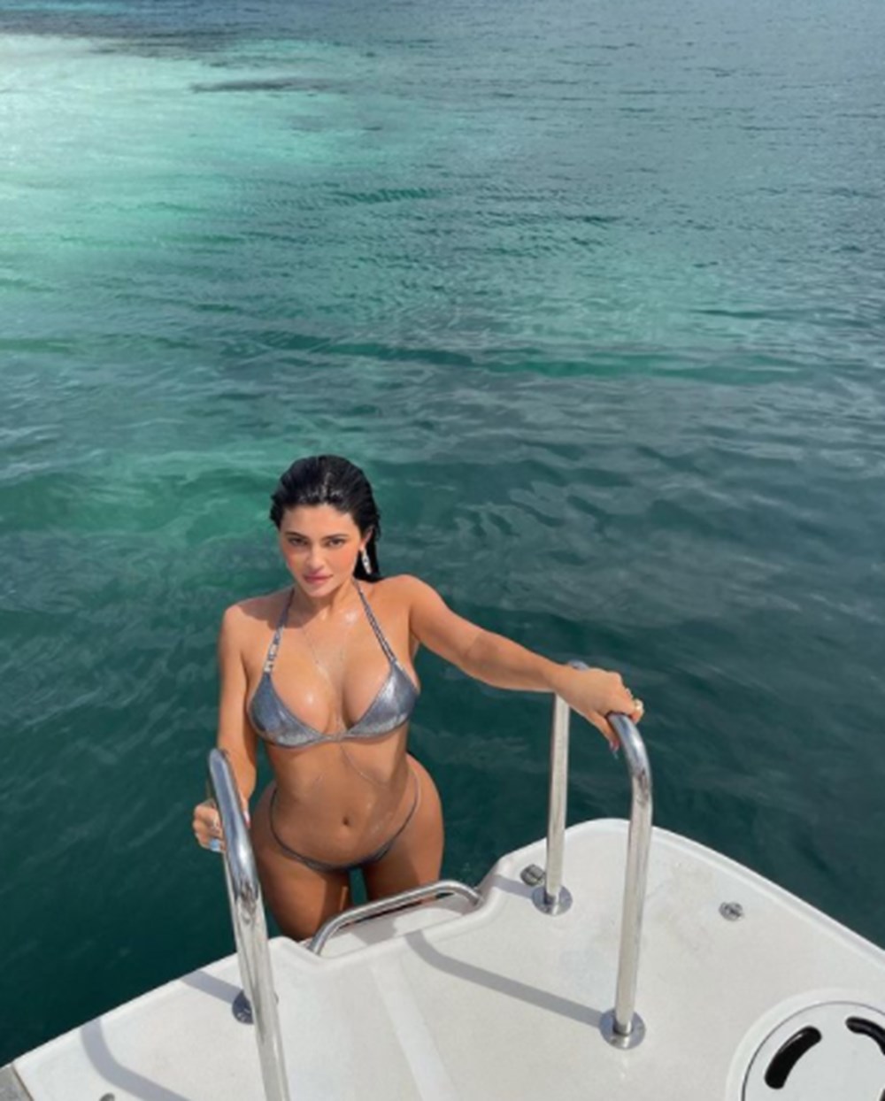 Kylie Jennerbikini işine giriyor - 3