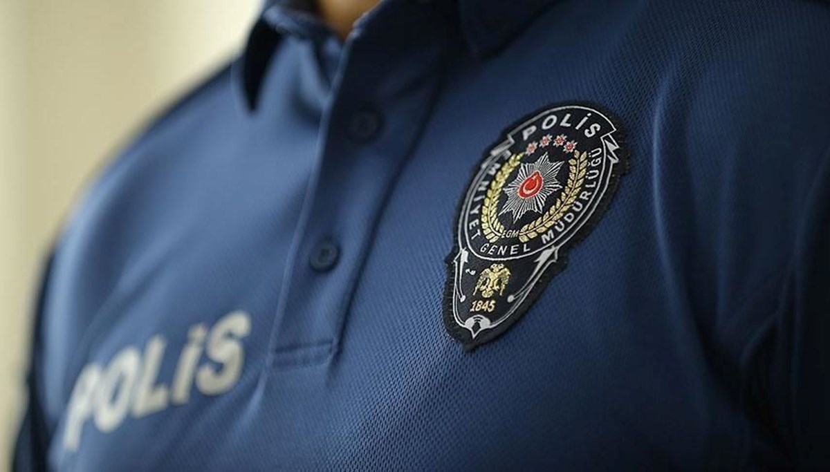 Diyarbakır'da 14 yaşındaki çocuğa şiddet: Tutuklu polis sayısı 5'e yükseldi Diyarbakır'da 14 yaşındaki çocuğa şiddet: Tutuklu polis sayısı 5'e yükseldi