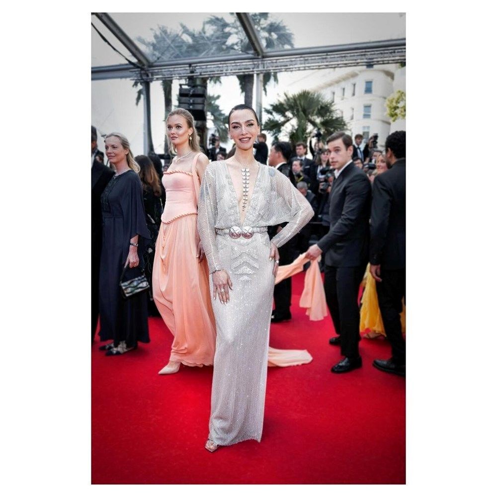 Hadise, Cannes Film Festivali'nde: Şıklığıyla beğeni topladı - 4