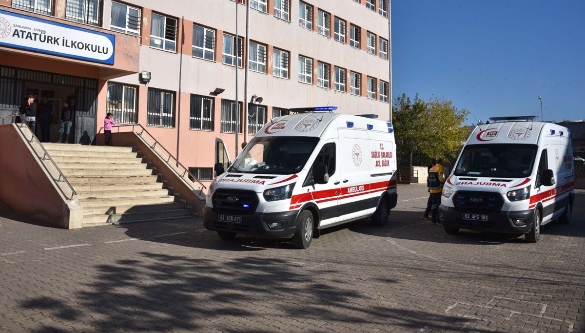 Yerli Malı Haftası etkinliğinde 9 öğrenci hastanelik oldu Yerli Malı Haftası etkinliğinde 9 öğrenci hastanelik oldu