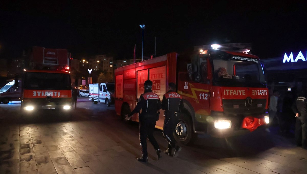 Erzurum'da bir kafede patlama sonucu hasar oluştu Erzurum'da bir kafede patlama sonucu hasar oluştu