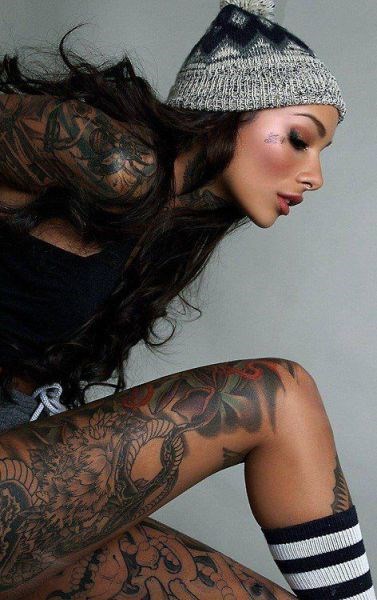 Tattoo Girls Pics