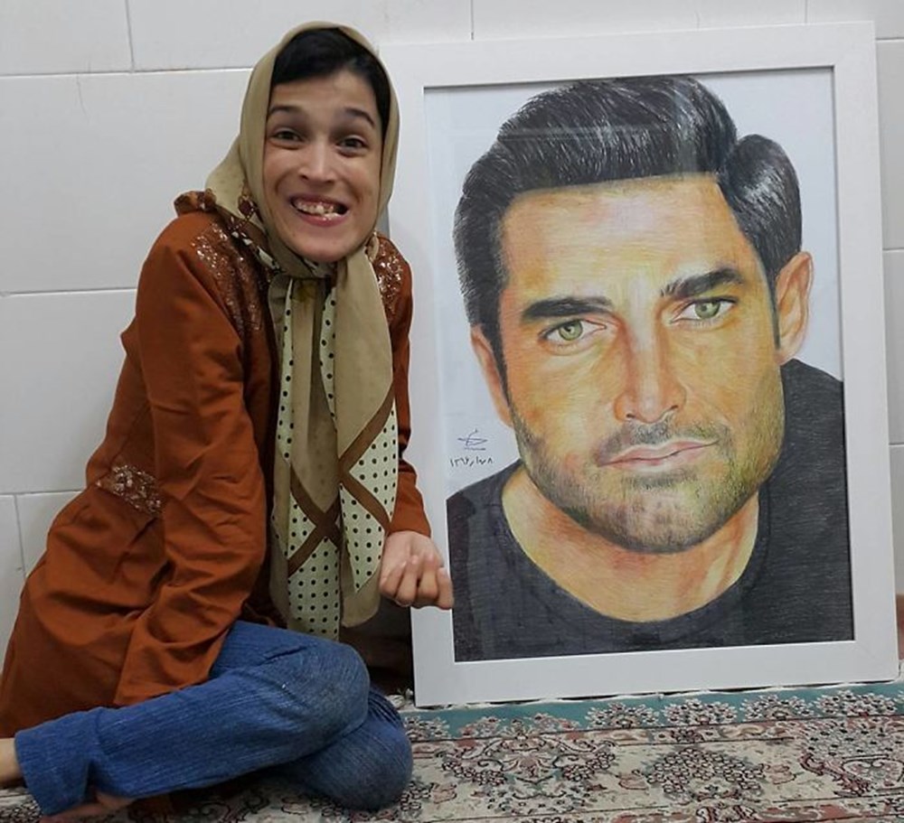 Iranian disabled painter draws pictures with his feet - 29