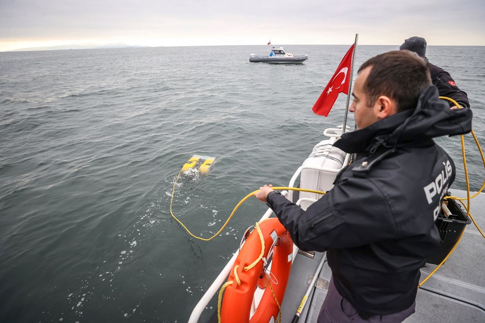 Marmara’da batan gemideki denizciler aranıyor: İnsansız su
altı robotu da devrede - 9