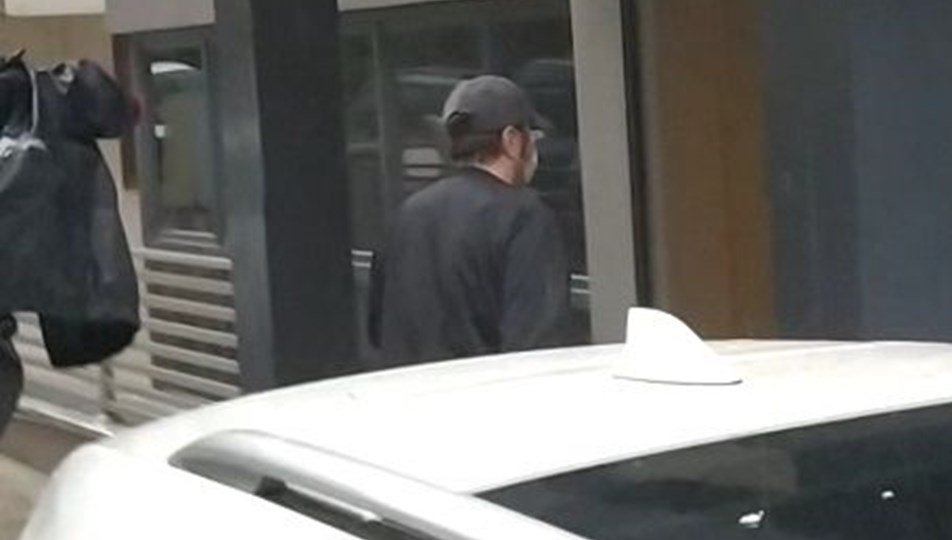 Cezaevinden çıkan Halil Sezai Kadıköy'deki evine geldi