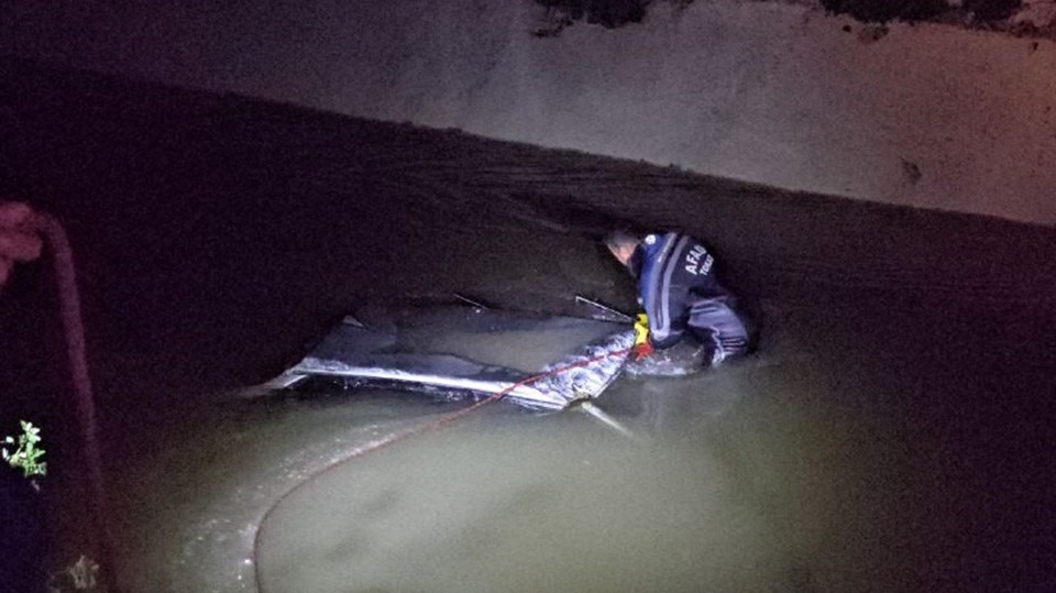 Tokat'ta otomobil su kanalına düştü: 2 ölü - 1