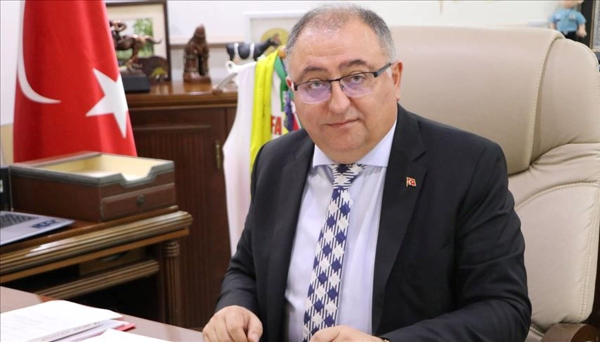 Eski Yalova Belediye Başkanı Vefa Salman'a 2 yıl 6 ay hapis cezası Eski Yalova Belediye Başkanı Vefa Salman'a 2 yıl 6 ay hapis cezası