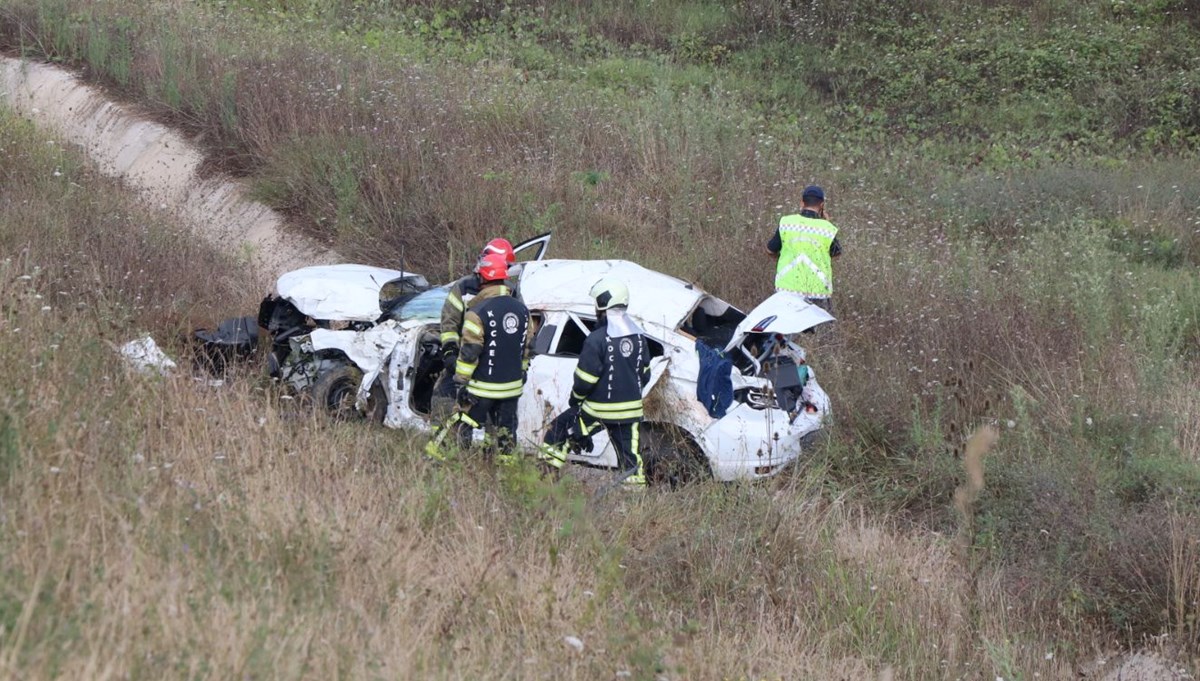 Kuzey Marmara'da otomobil devrildi | 4 kişilik aileyi kaza ayırdı