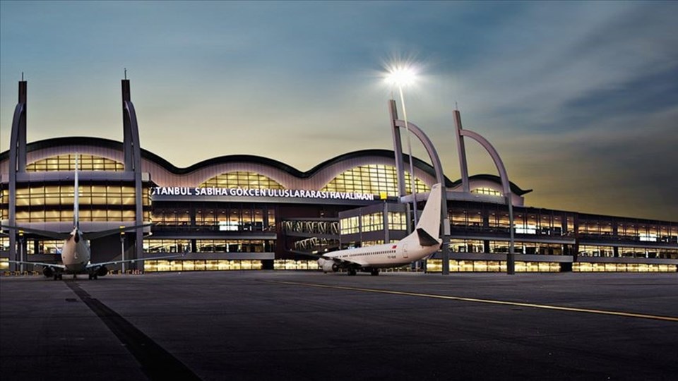Sabiha Gökçen Havalimanı tatil dönüşü iki günde rekor kırdı - 1