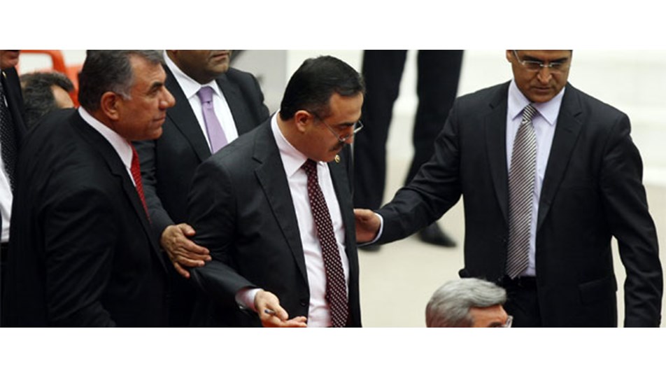 Meclis'te '5 dakika' tartışması