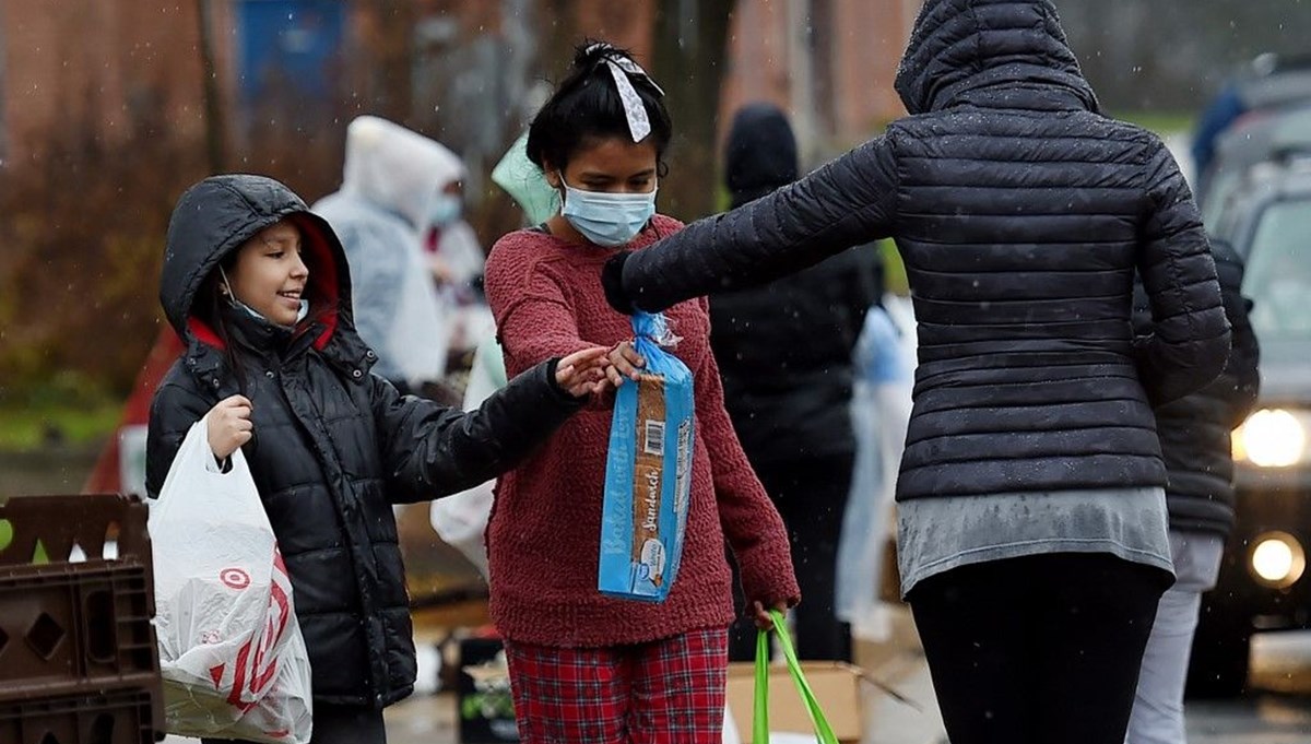 ABD’de corona nedeniyle oluşan işsizlik en az 50 milyon kişiyi aç bırakacak