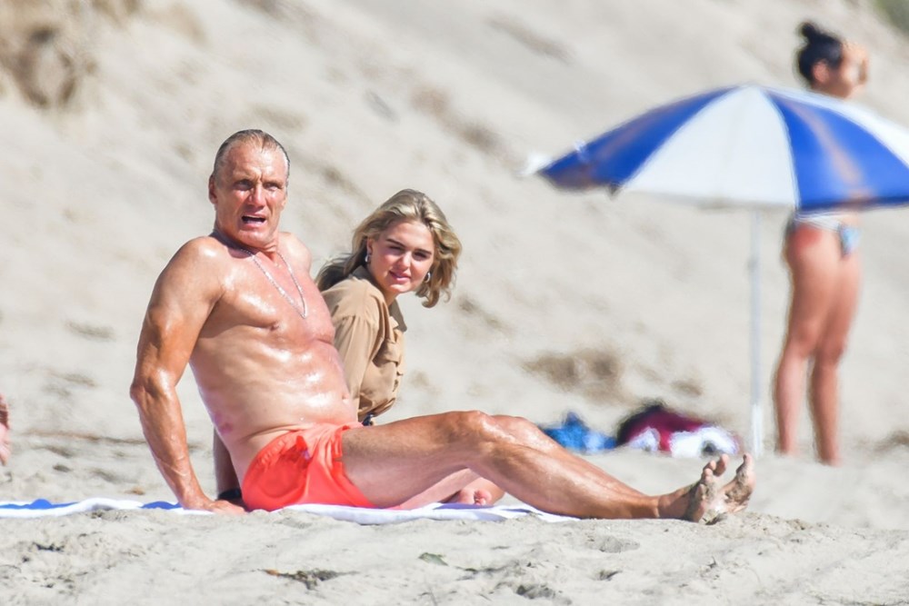 Rocky filminin yıldızı Dolph Lundgren 38 yaş küçük nişanlısıyla tatilde - 5