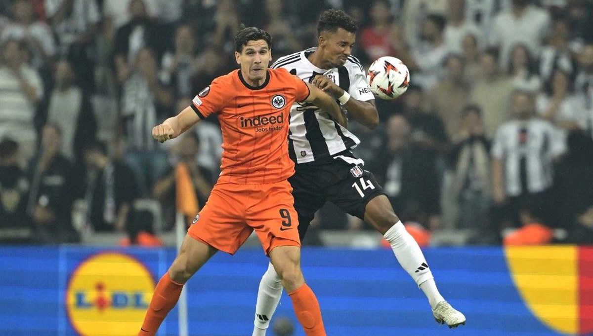 Beşiktaş, Avrupa'da mağlup oldu: Dolmabahçe'de 4 gol! Beşiktaş, Avrupa'da mağlup oldu: Dolmabahçe'de 4 gol!