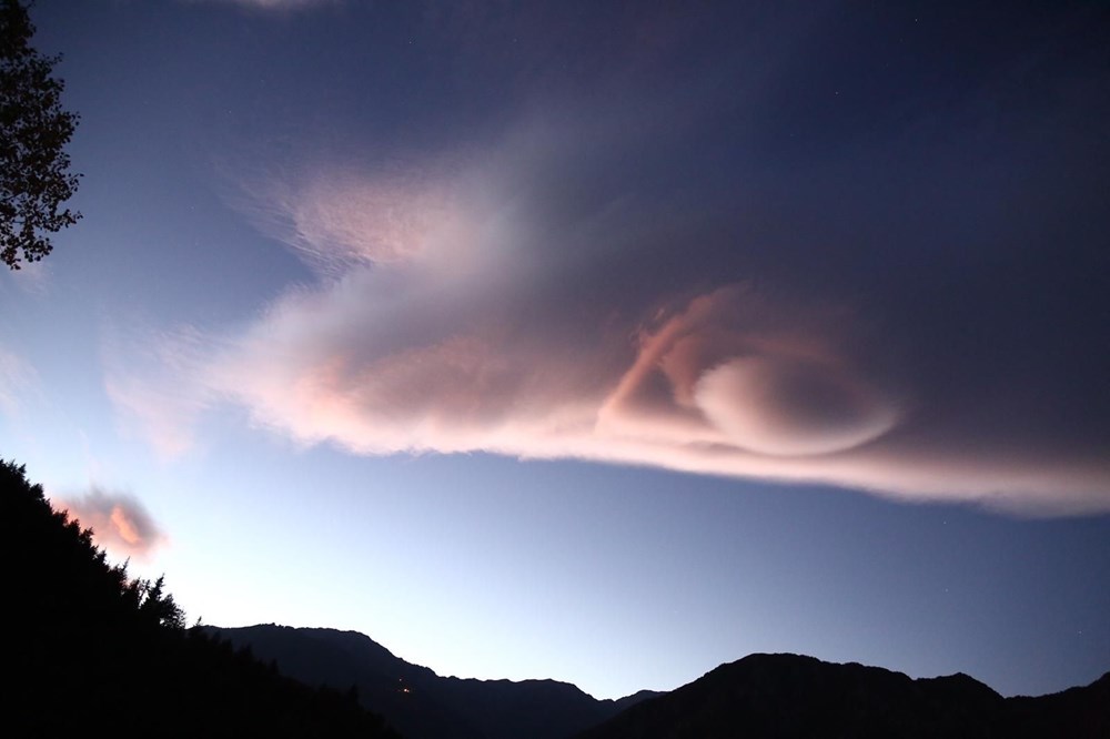 Artvin’de gökyüzünde ilginç görüntü - 10