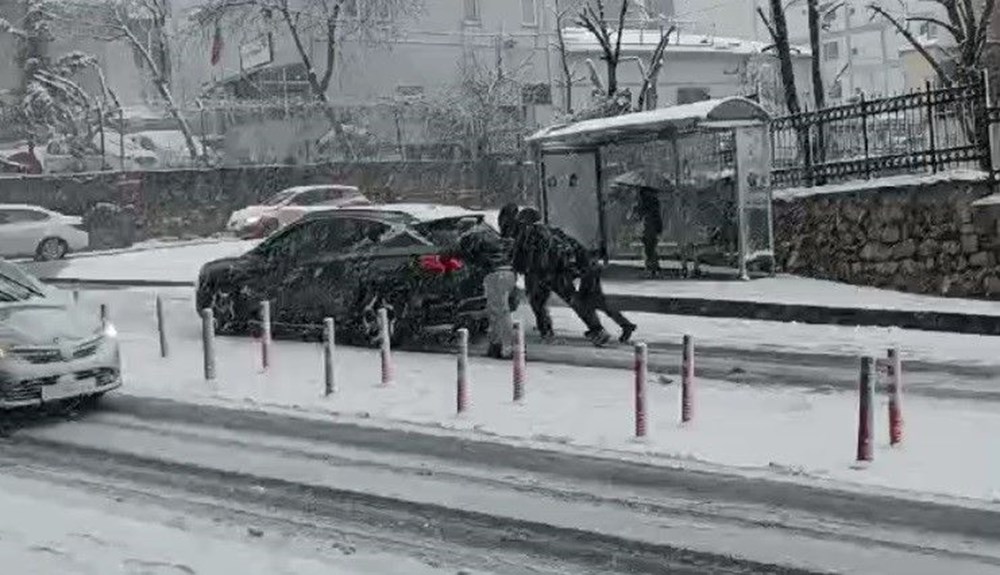 İstanbul'da kar yağışı kaç gün daha sürecek? Yarın ve Cumartesi için uyarı - 5