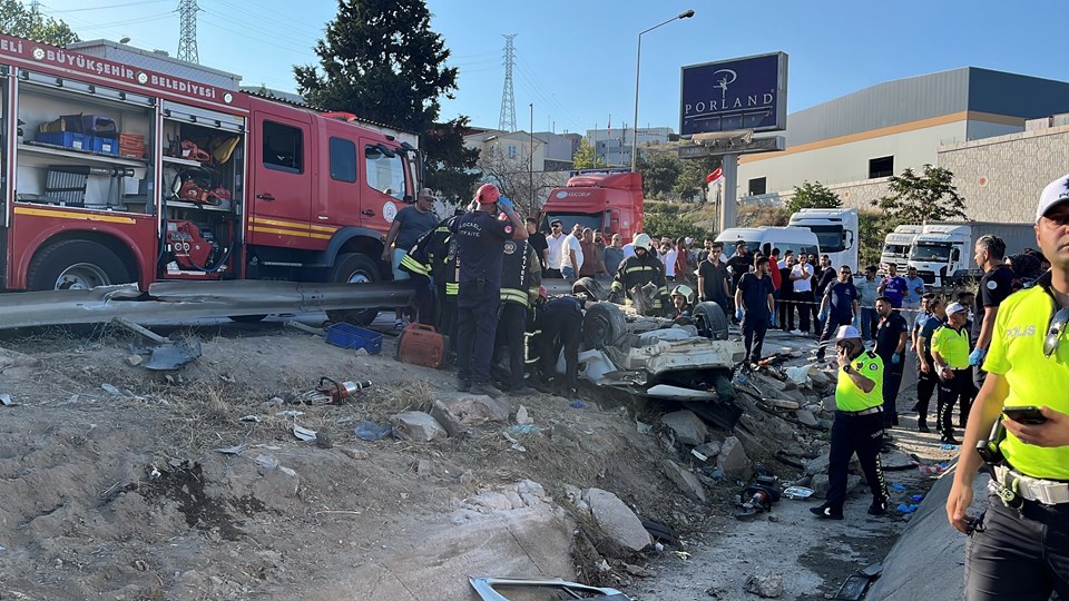 Kocaeli'de feci kaza: 5 ölü, 1 yaralı - 1