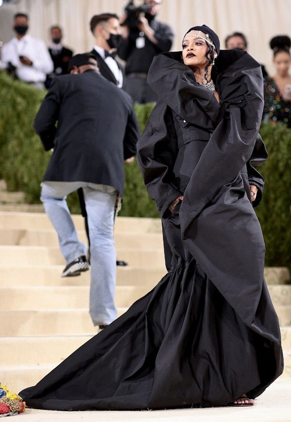 2021 MET Gala'nın en ilginç kıyafetleri - 18