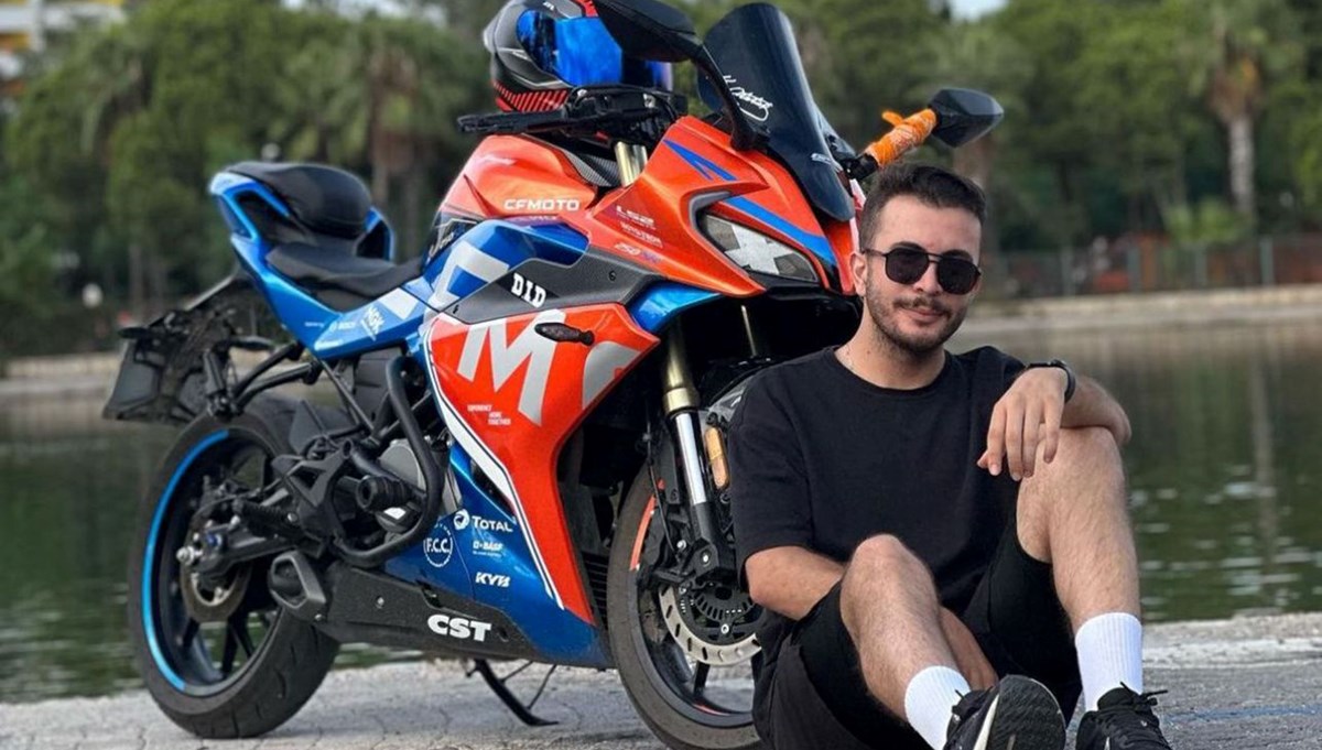 Genç Adem motosiklet kazasında yaşamını yitirdi Genç Adem motosiklet kazasında yaşamını yitirdi