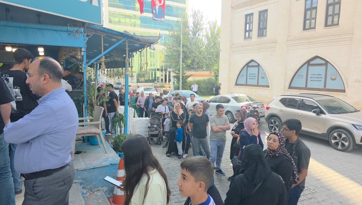 35 liraya düşünce uzun kuyruk oluştu: Karadeniz'den 5 ton getirdi