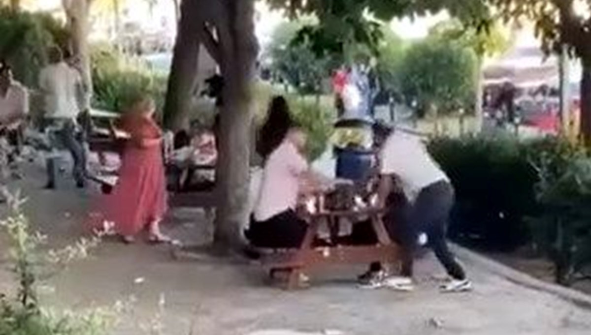 Avcılar'da parkta ringe döndü