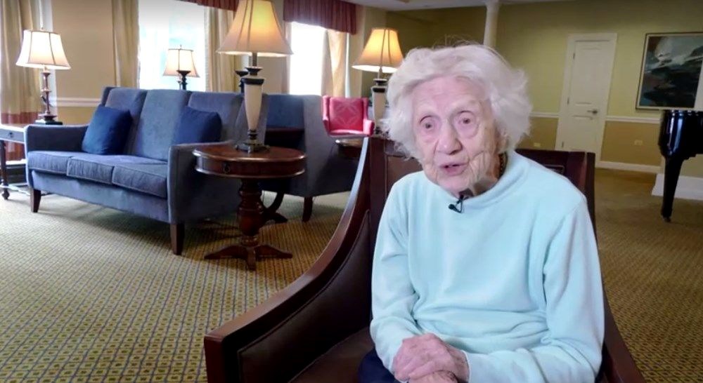 104 yaşında skydive (hava dalışı) yapan en yaşlı kişi olan Dorothy Hoffner hayatını kaybetti - 5