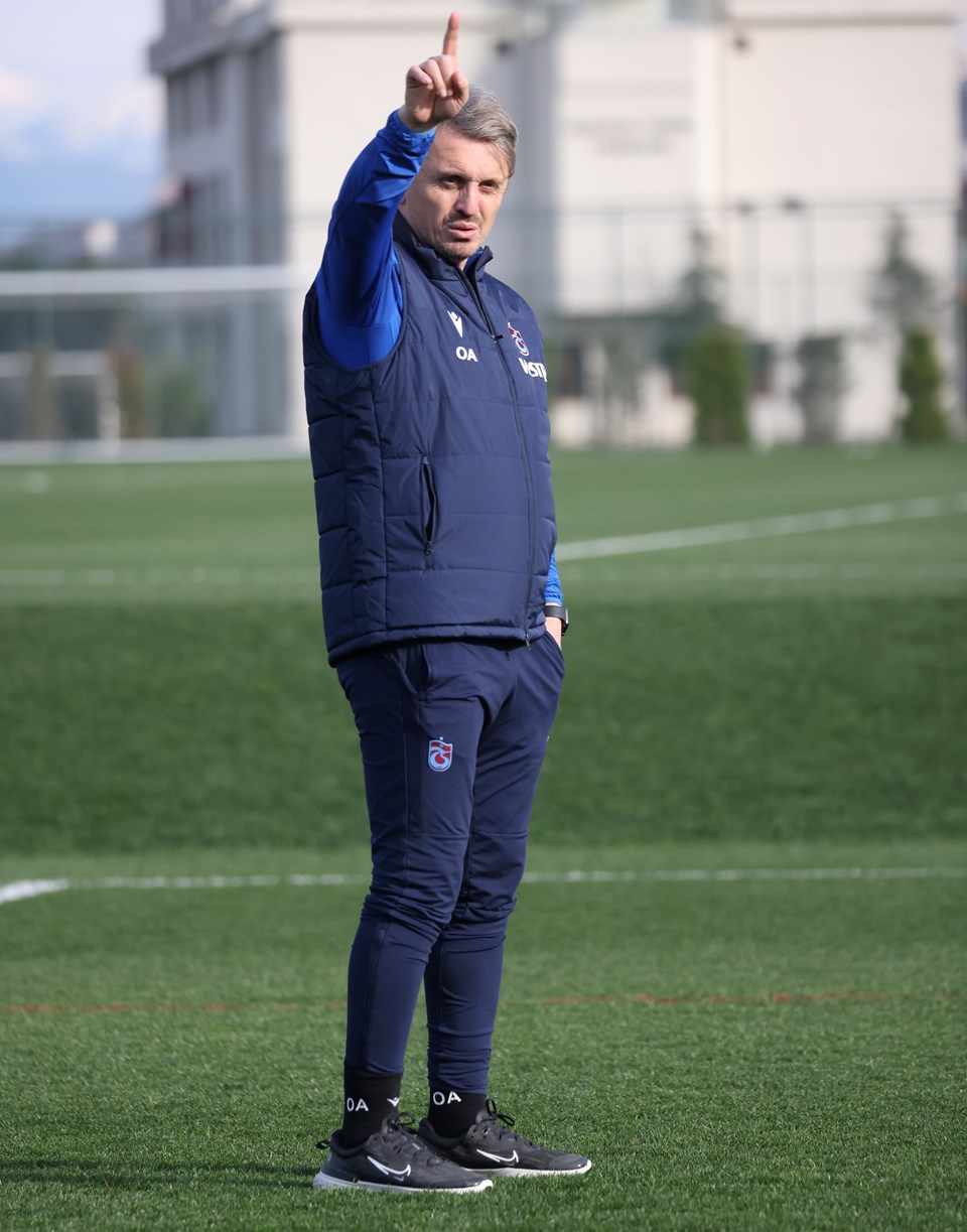 Trabzonspor'da Abdullah Avcı'nın ardından takımın başına Orhan Ak geçti - 1