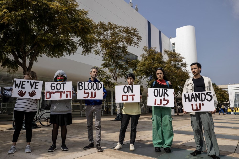 İsrail'in başkenti Tel Aviv'de savaş karşıtı gösteri - 2